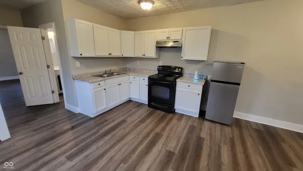 $750 | 3611 East Vermont Street, Indianapolis, IN 46201