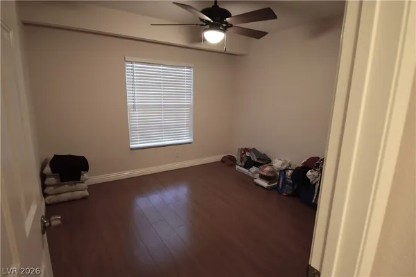 $1,950 | 8064 Teresita Avenue, Las Vegas, NV 89147