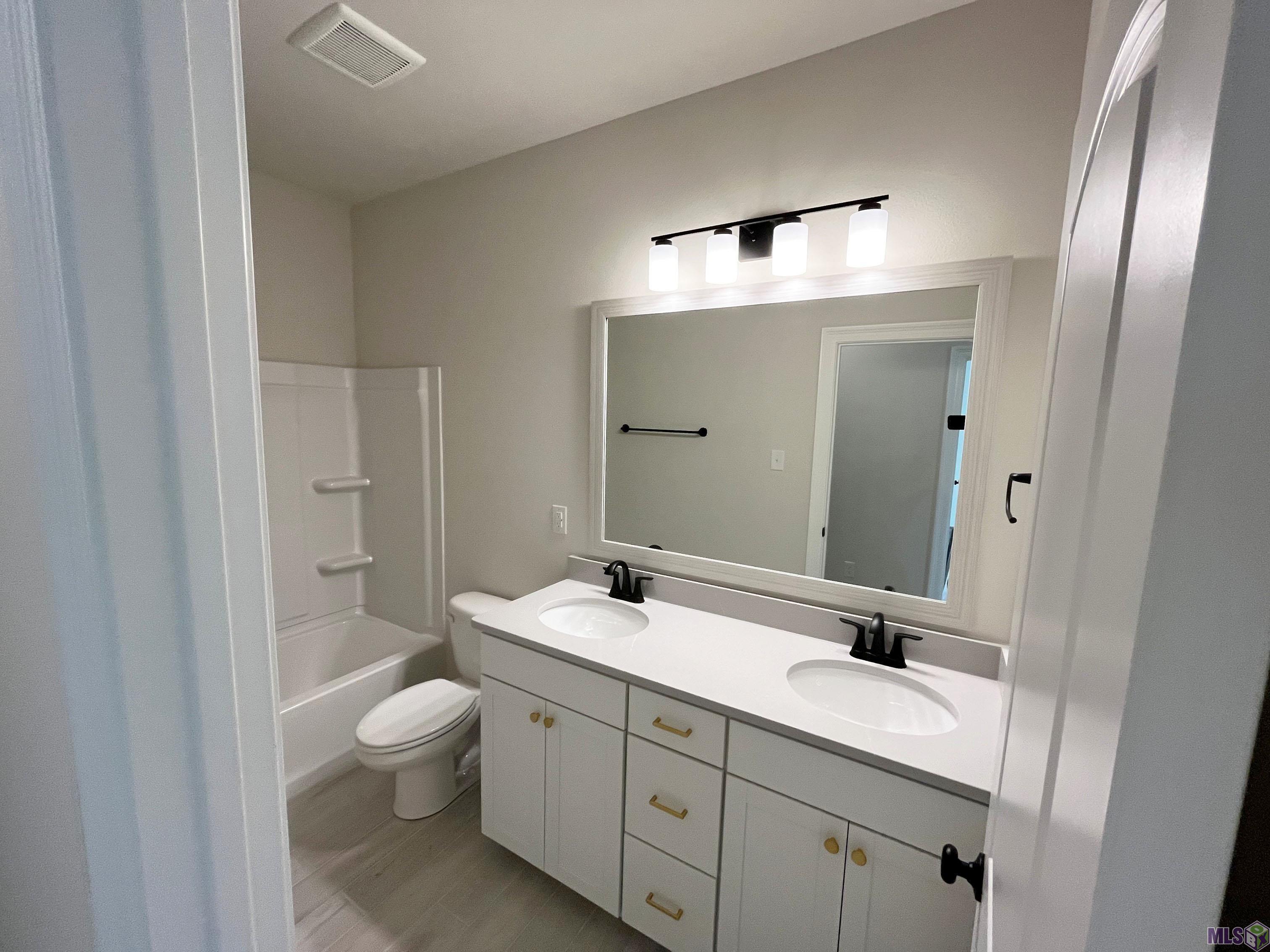 17227 Tidewater Lane Baton Rouge, LA 70810 - Photo 10 of 14