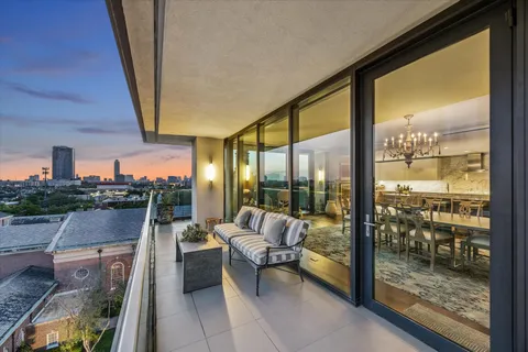 $2,997,000 | 3433 Westheimer Road, Unit 706, Houston, TX 77027