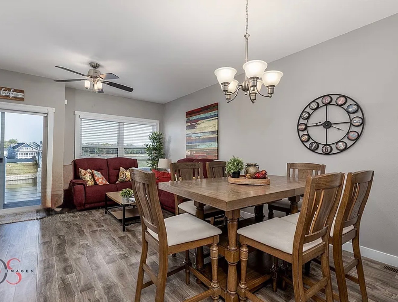 41 Waterside Way, Unit D Ottawa, IL 61350 - Photo 18 of 27 a view of a dining room and livingroom view