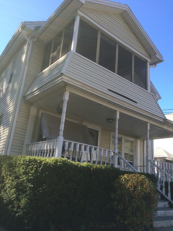 22-24 Palmyra Street Springfield, MA 01118 - Photo 2 of 5 Gallery Image 2