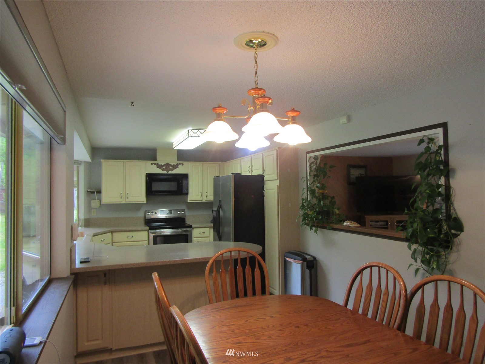 412 Ocean Beach Road Hoquiam, WA 98550 - Photo 13 of 40 Gallery Image 13