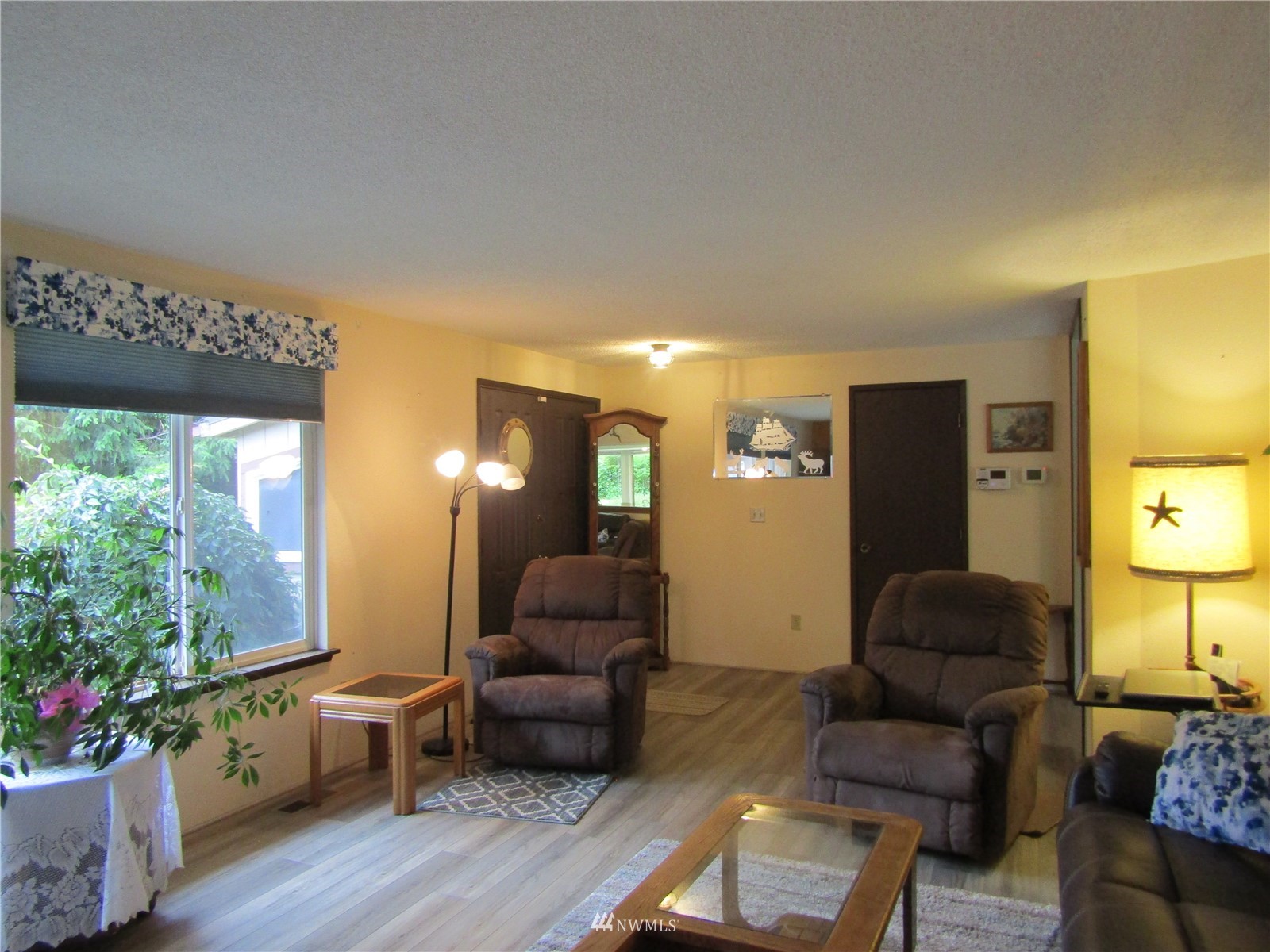412 Ocean Beach Road Hoquiam, WA 98550 - Photo 7 of 40 Gallery Image 7
