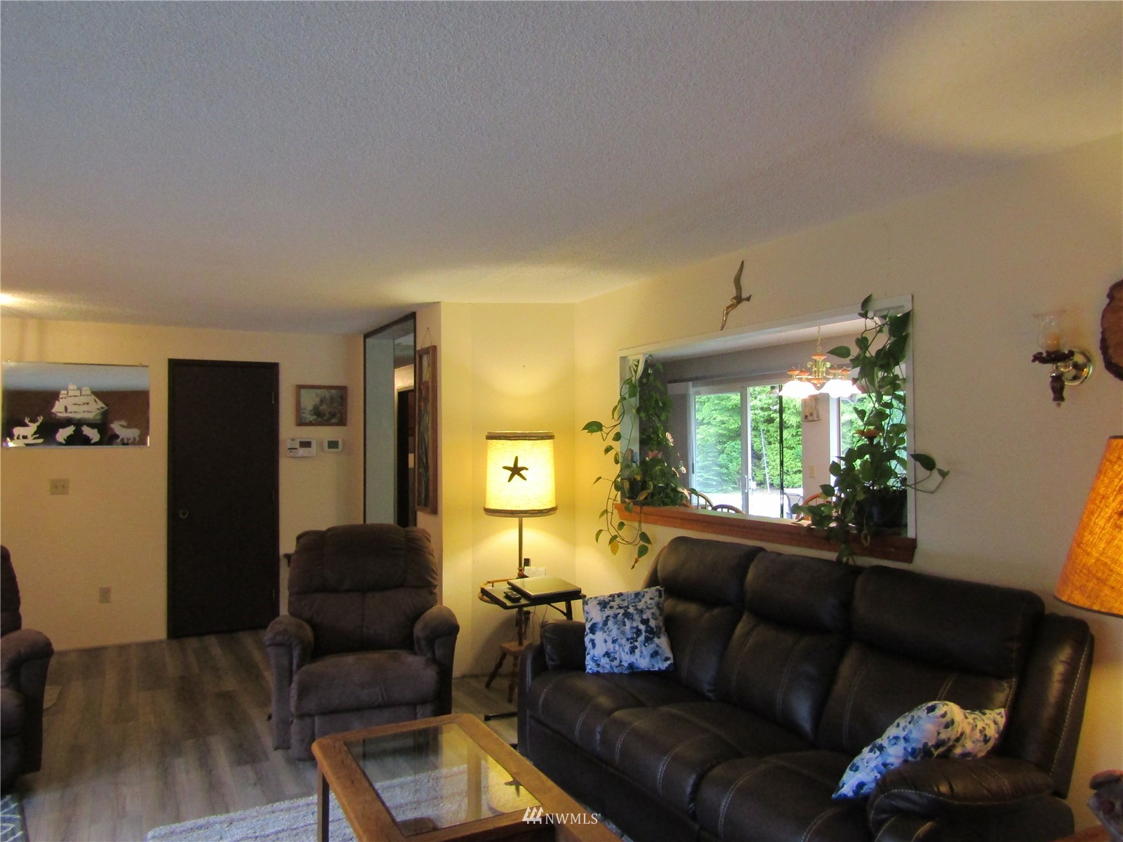 412 Ocean Beach Road Hoquiam, WA 98550 - Photo 8 of 40 Gallery Image 8
