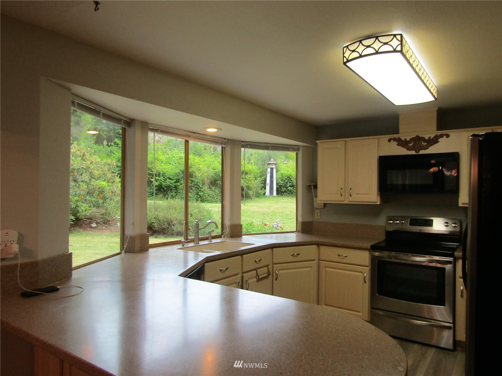 412 Ocean Beach Road Hoquiam, WA 98550 - Photo 9 of 40 Gallery Image 9