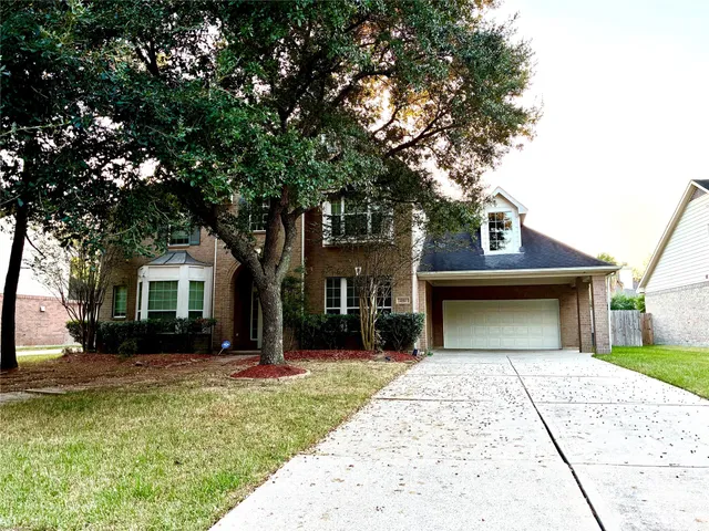 $484,900 | 4810 North Pine Brook Way, Pasadena, TX 77059