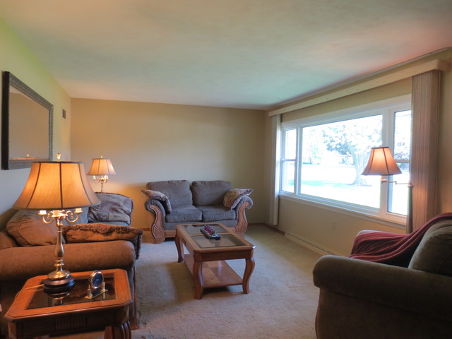 2605 Caton Farm Road Joliet, IL 60435 - Photo 3 of 19