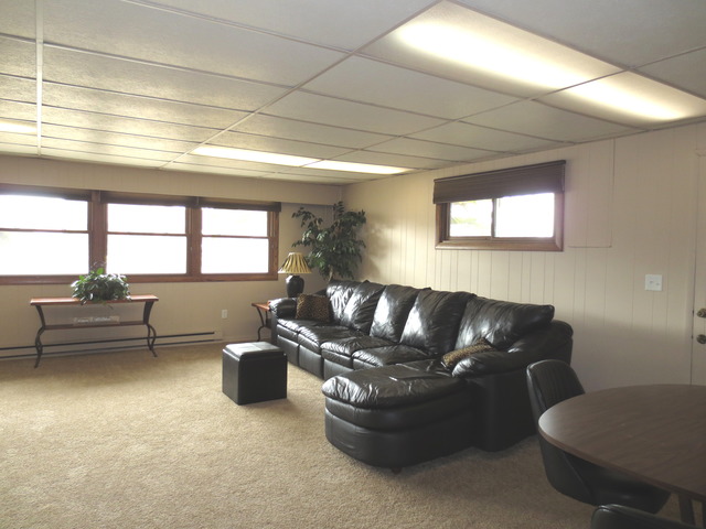 2605 Caton Farm Road Joliet, IL 60435 - Photo 7 of 19