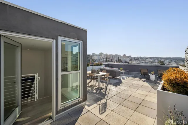 $2,895,000 | 1501 Filbert Street, Unit PH7F, San Francisco, CA 94123
