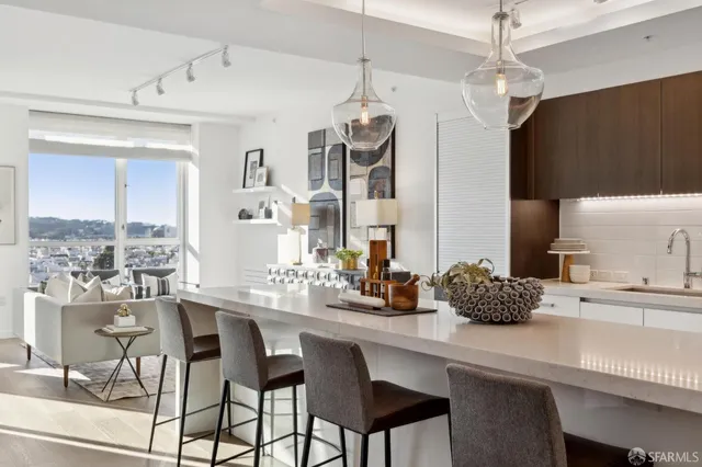 $2,895,000 | 1501 Filbert Street, Unit PH7F, San Francisco, CA 94123