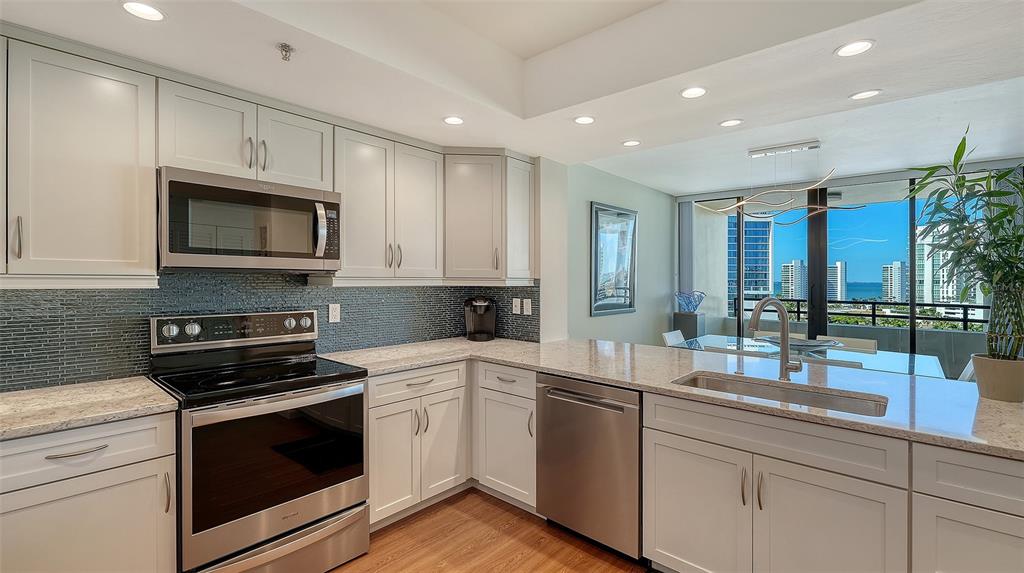 1255 North Gulfstream Avenue, Unit 1101 Sarasota, FL 34236 - Photo 33 of 75