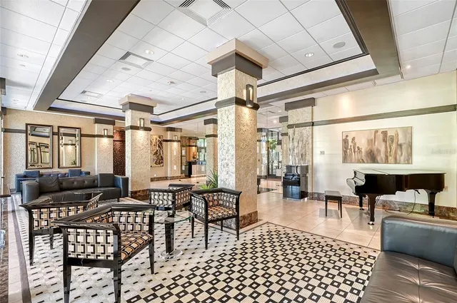 $1,499,900 | 1255 North Gulfstream Avenue, Unit 1101, Sarasota, FL 34236