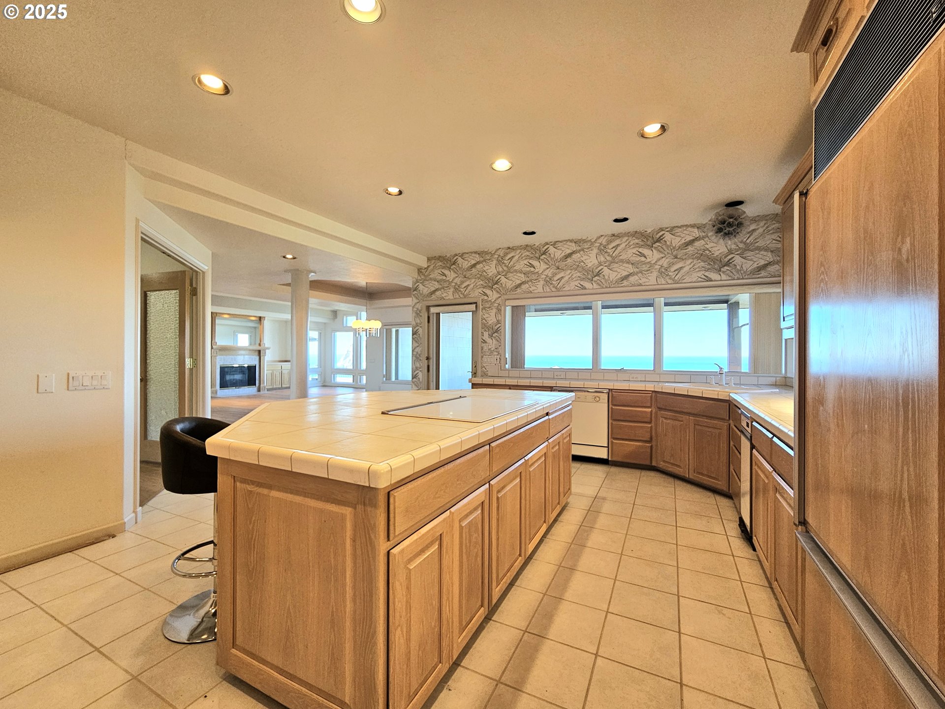 96448 Shorewood Terrace Brookings, OR 97415 - Photo 21 of 48 a kitchen with a sink and a stove