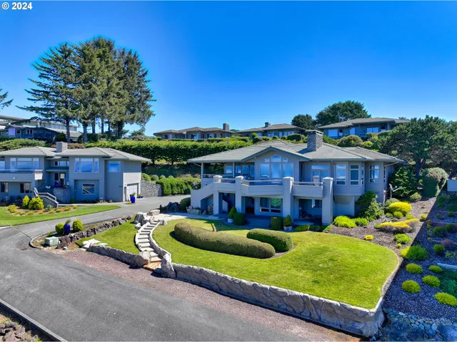 $1,379,000 | 96448 Shorewood Terrace, Brookings, OR 97415