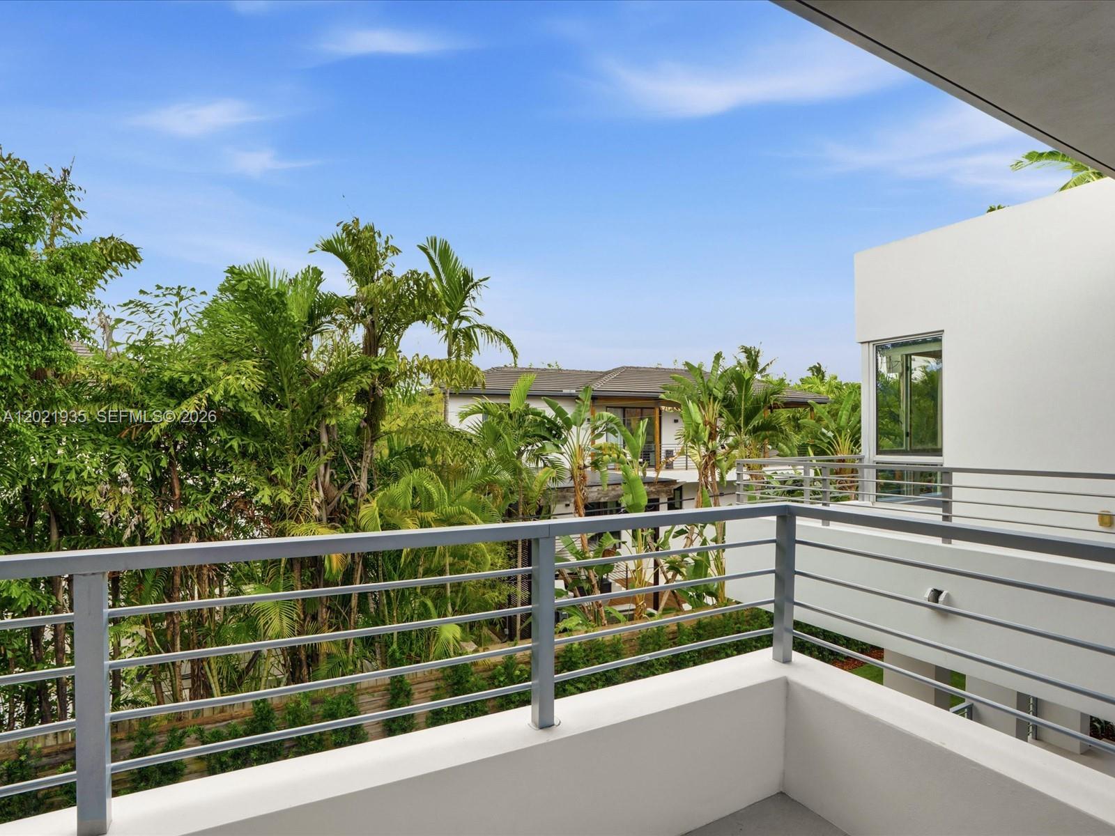 125 Hampton Lane Key Biscayne, FL 33149 - Photo 47 of 81