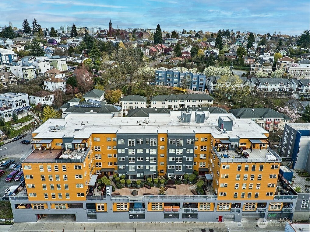 827 Hiawatha Place South, Unit 313 Seattle, WA 98144 - Photo 24 of 25