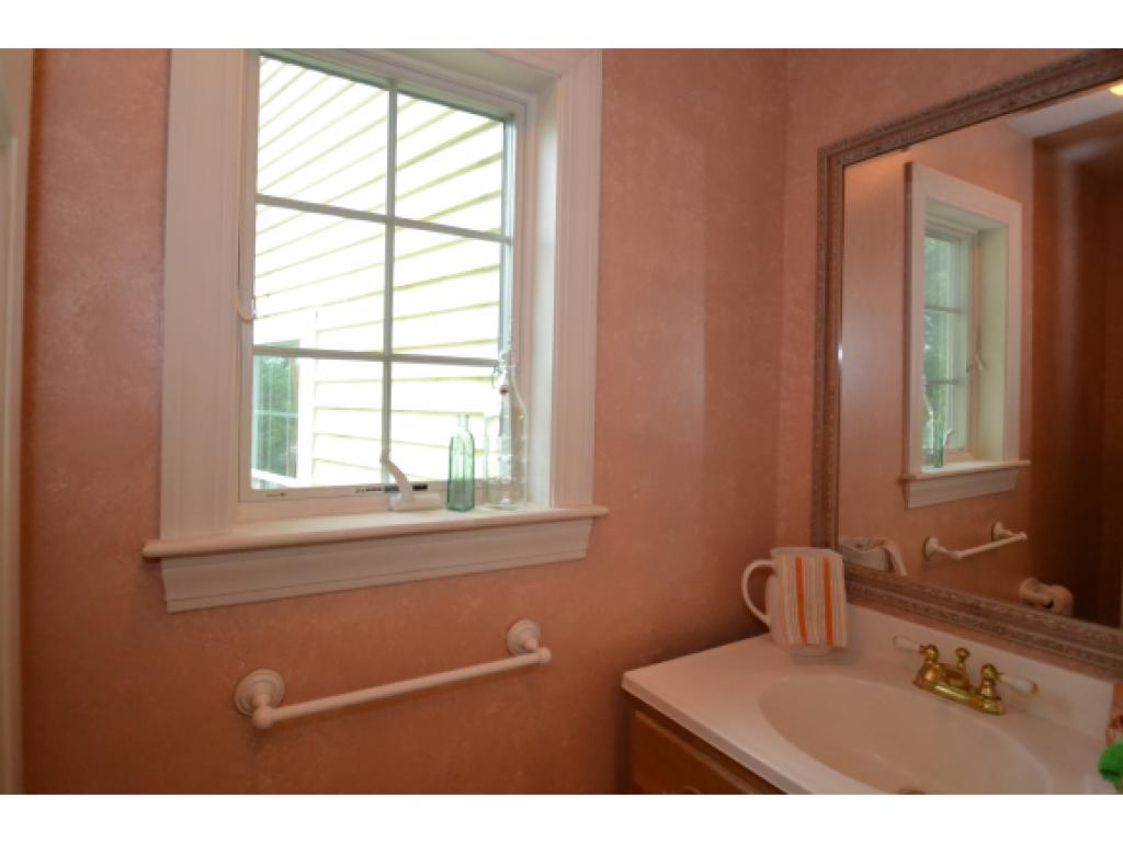 136 Oak Hill Road Barrington, NH 03825 - Photo 15 of 31 Gallery Image 15