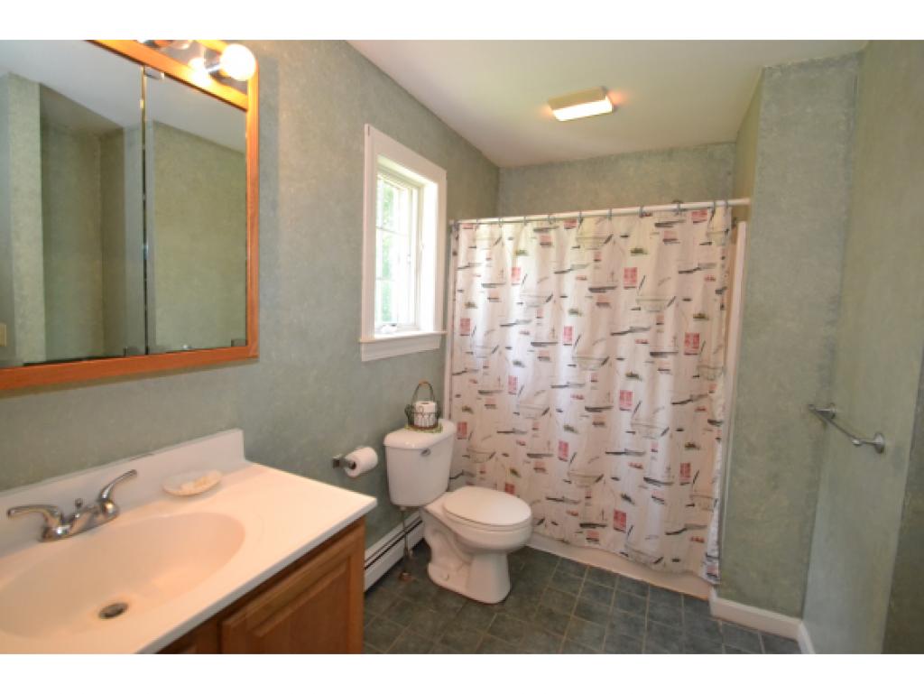 136 Oak Hill Road Barrington, NH 03825 - Photo 26 of 31 Gallery Image 26