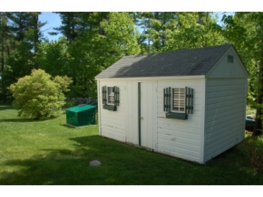 136 Oak Hill Road Barrington, NH 03825 - Photo 9 of 31 Gallery Image 9