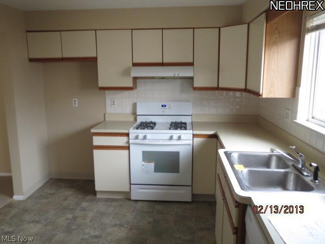 6464 State Road, Unit N4 Parma, OH 44134 - Photo 3 of 11