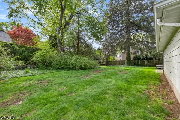$7,500 | 702 Castleman Drive, Westfield, NJ 07090