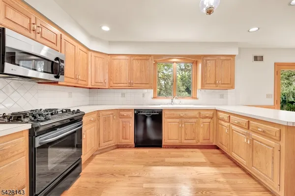 $7,500 | 702 Castleman Drive, Westfield, NJ 07090