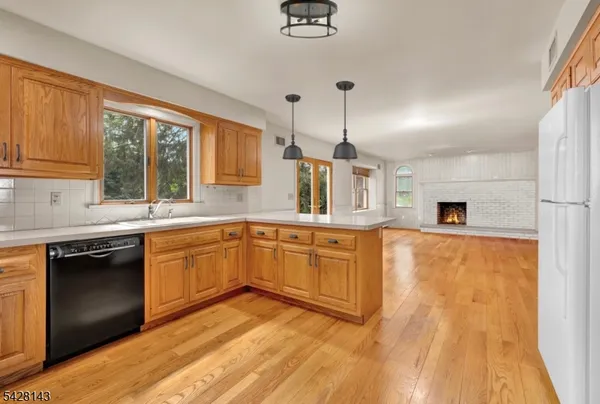 $7,500 | 702 Castleman Drive, Westfield, NJ 07090
