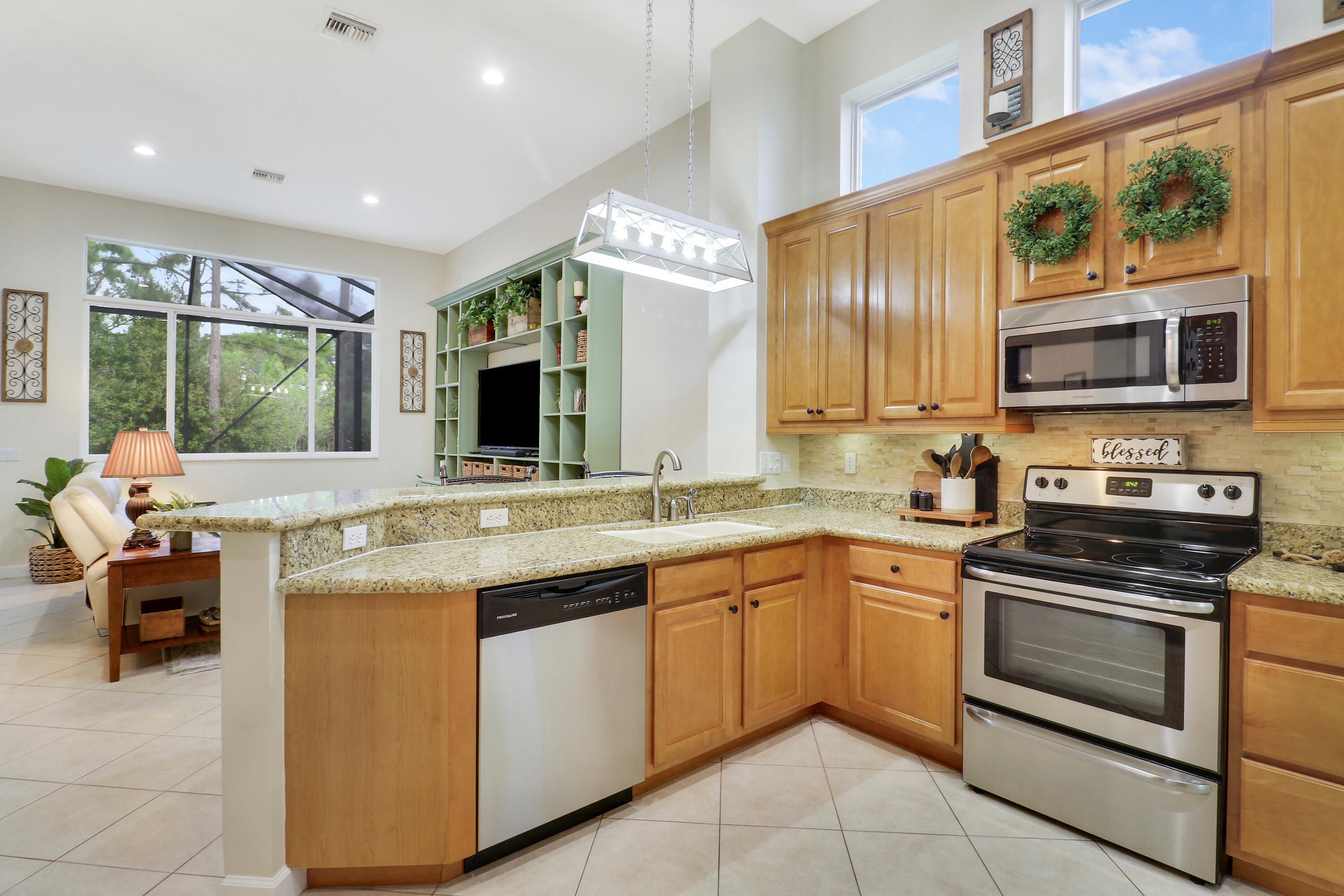 9026 Pumpkin Ridge Port St. Lucie, FL 34986 - Photo 18 of 49 House-35