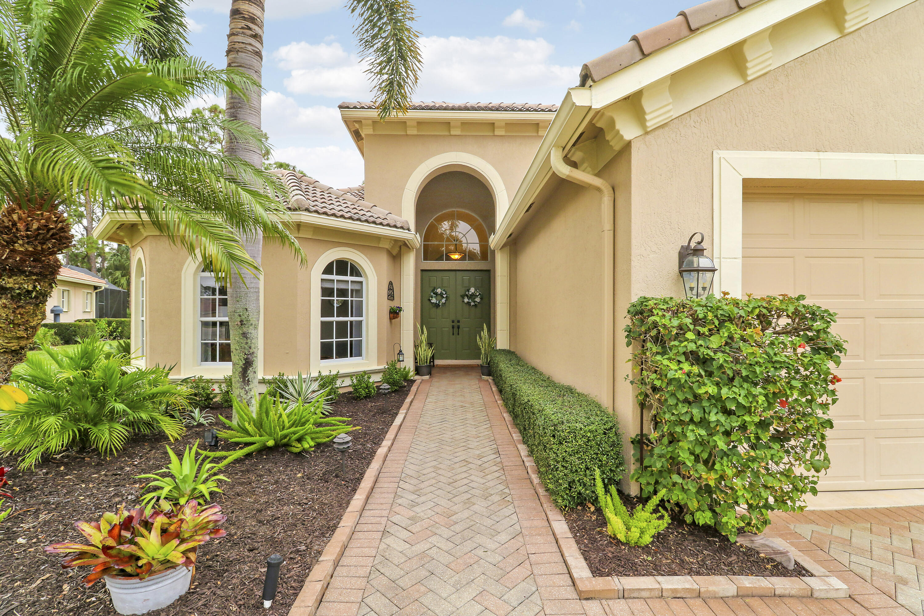 9026 Pumpkin Ridge Port St. Lucie, FL 34986 - Photo 3 of 49 House-47