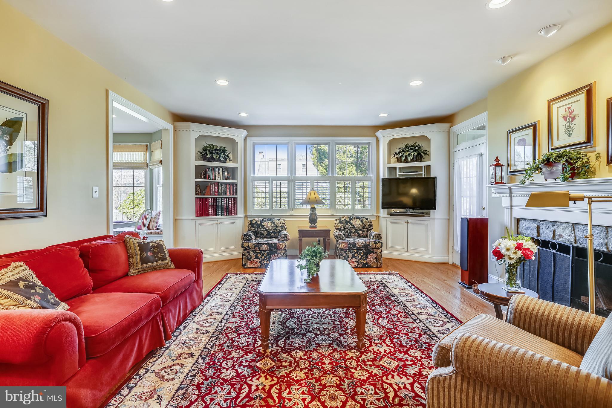 5905 Wilmett Road Bethesda, MD 20817 - Photo 8 of 49 Family Room