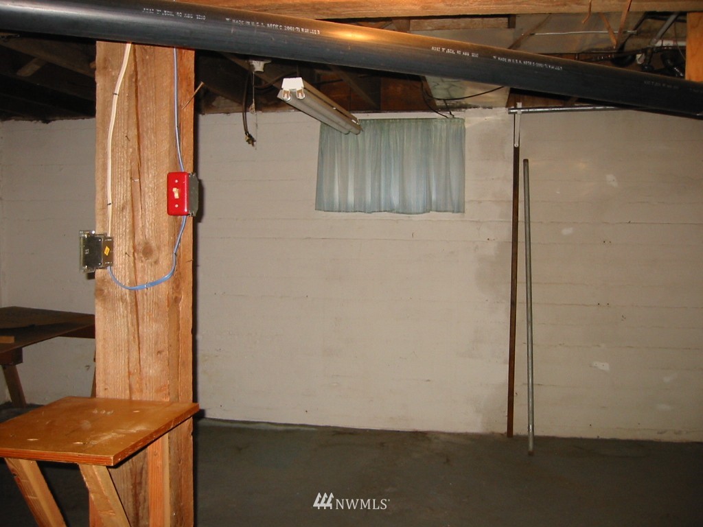2812 Rocky Point Road Northwest Bremerton, WA 98312 - Photo 14 of 15 Gallery Image 14