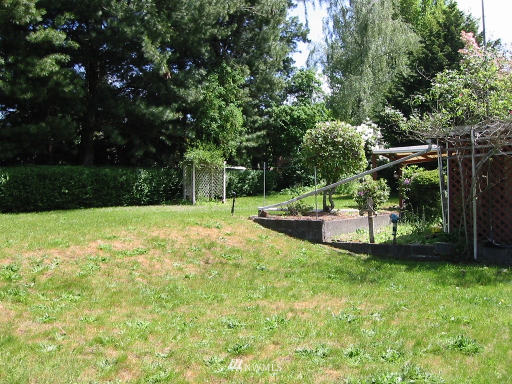 2812 Rocky Point Road Northwest Bremerton, WA 98312 - Photo 3 of 15 Gallery Image 3