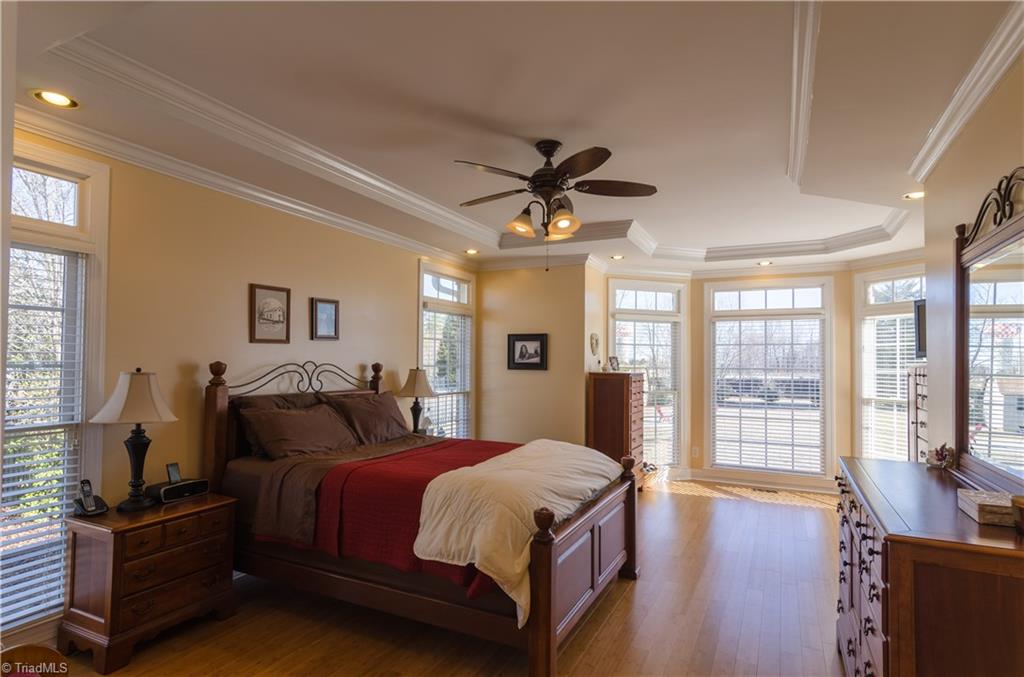 2202 Brigham Road Greensboro, NC 27409 - Photo 12 of 30 Gallery Image 12