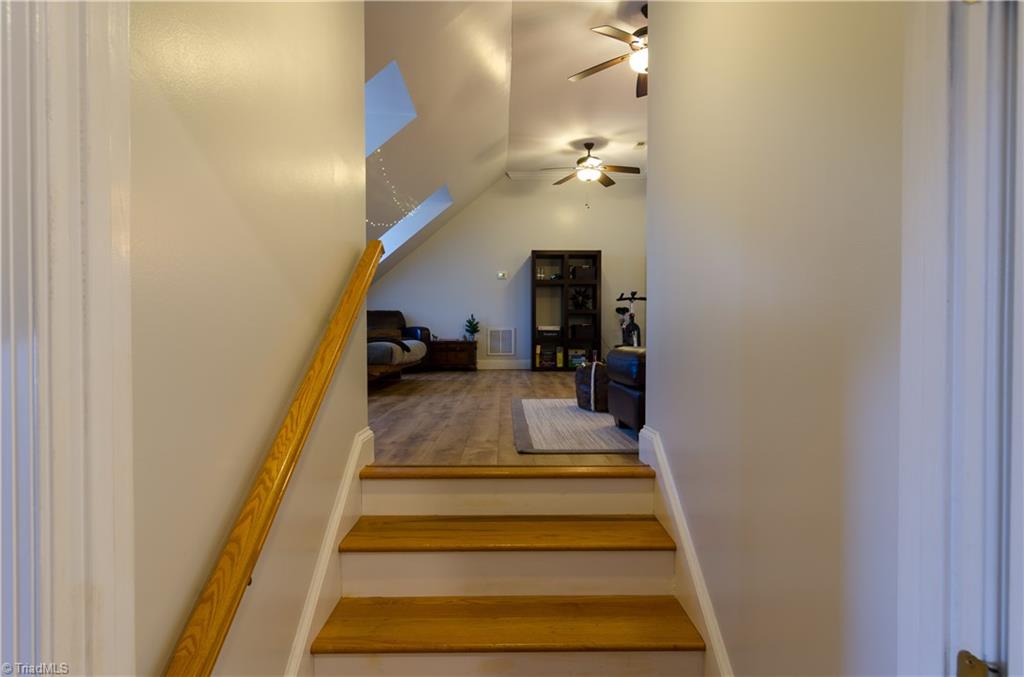 2202 Brigham Road Greensboro, NC 27409 - Photo 21 of 30 Gallery Image 21