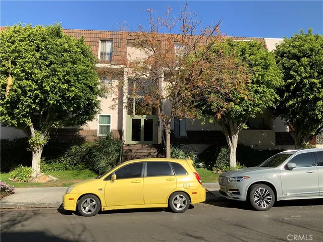 $515,000 | 409 Burchett Street, Unit 220, Glendale, CA 91203