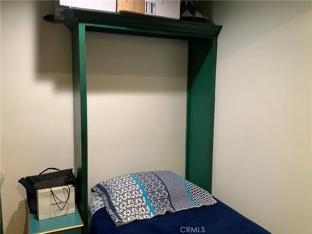 $515,000 | 409 Burchett Street, Unit 220, Glendale, CA 91203