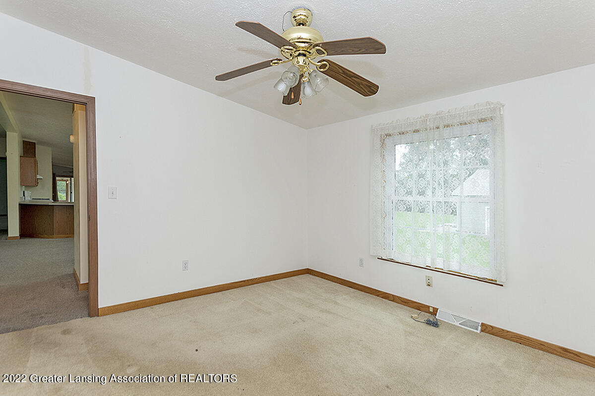 1793 West Stoll Road Dewitt, MI 48820 - Photo 22 of 33 21