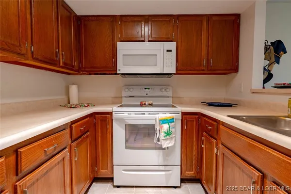 $160,000 | 251 Maple Road, Unit E1, Lake Ozark, MO 65049