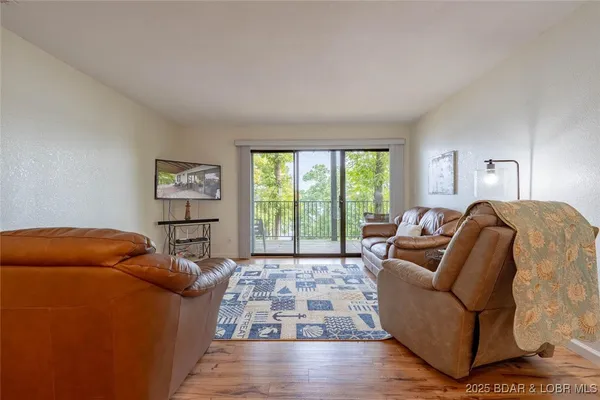 $160,000 | 251 Maple Road, Unit E1, Lake Ozark, MO 65049