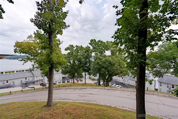$160,000 | 251 Maple Road, Unit E1, Lake Ozark, MO 65049