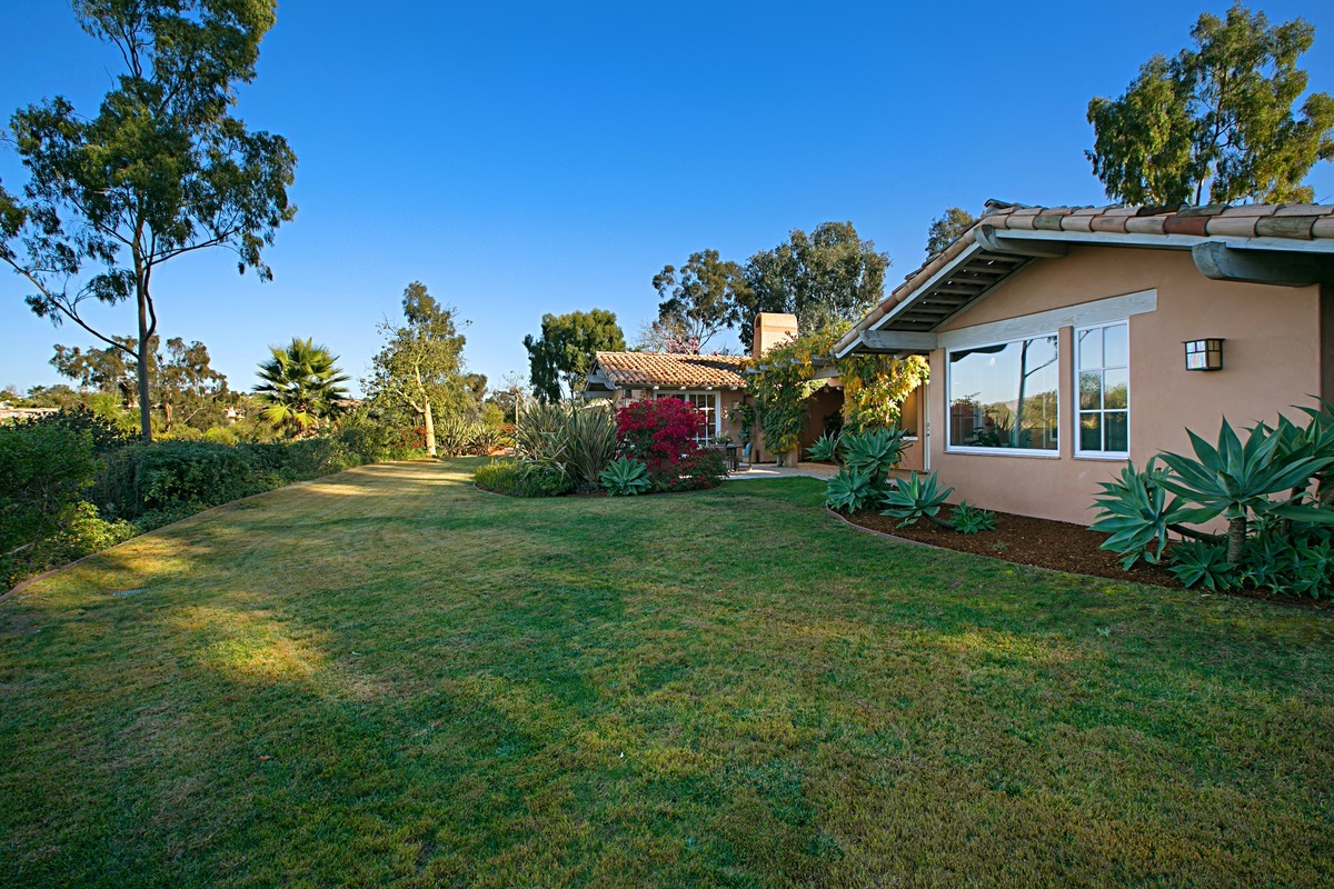 6161 Paseo Valencia Rancho Santa Fe, CA 92067 - Photo 18 of 25