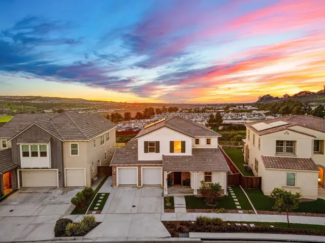 $1,365,000 | 894 Camino Cantera, Chula Vista, CA 91913