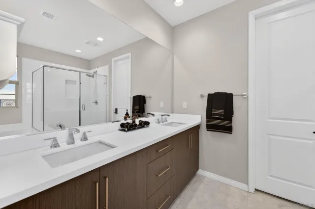 $1,365,000 | 894 Camino Cantera, Chula Vista, CA 91913