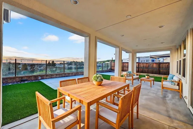 $1,365,000 | 894 Camino Cantera, Chula Vista, CA 91913