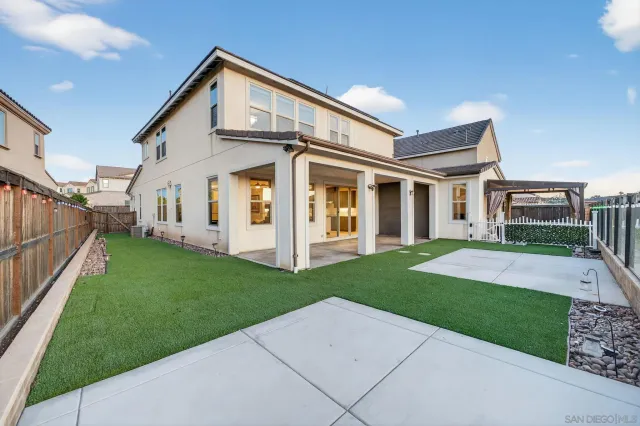 $1,365,000 | 894 Camino Cantera, Chula Vista, CA 91913