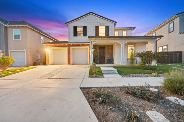 $1,365,000 | 894 Camino Cantera, Chula Vista, CA 91913