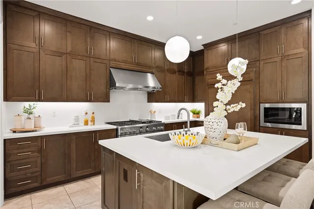 $3,286,000 | 65 Glacier, Irvine, CA 92602