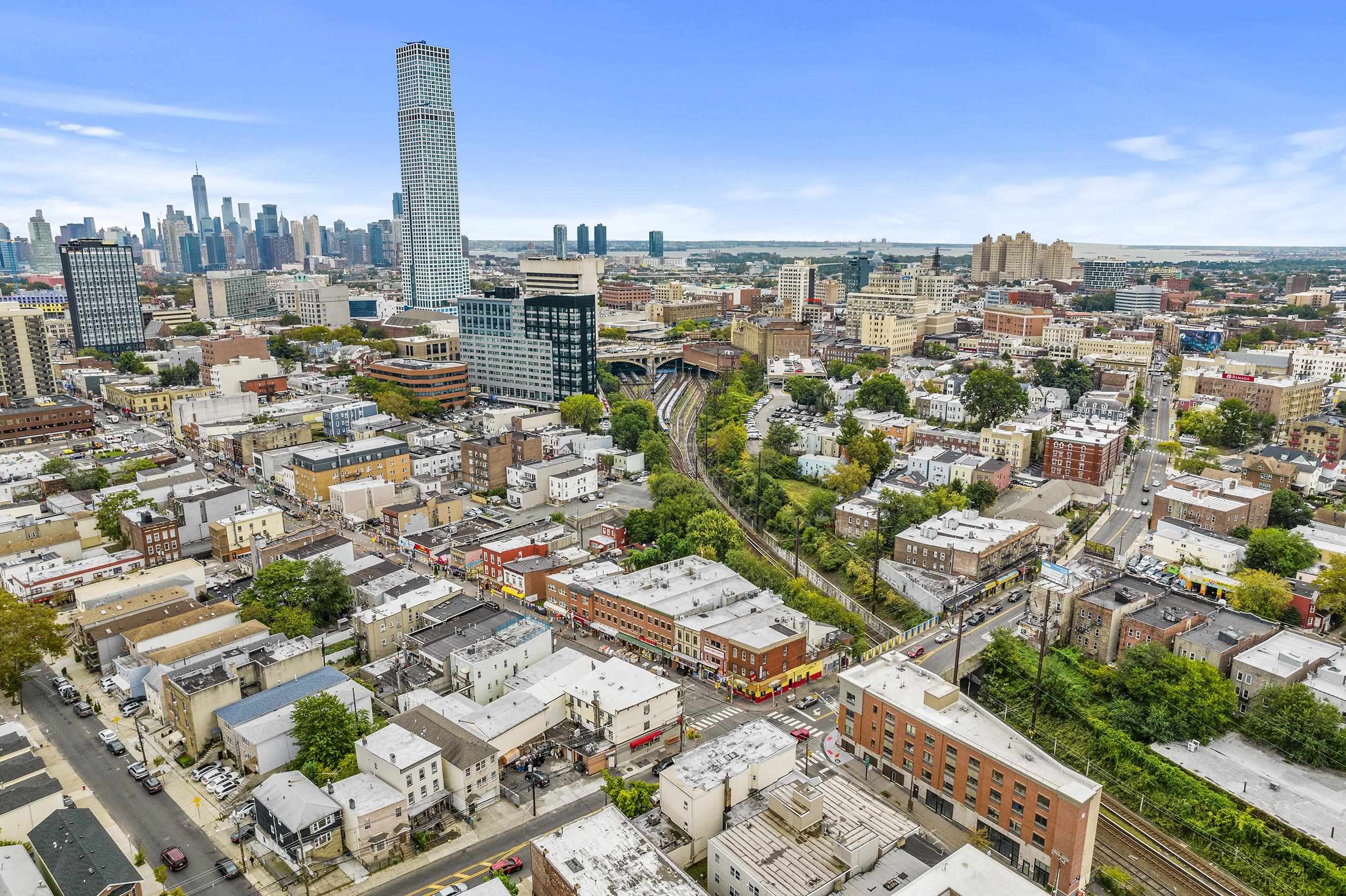 845 Newark Avenue, Unit 3B Jersey City, NJ 07306 - Photo 25 of 26 an aerial view of a city with lots of residential buildings