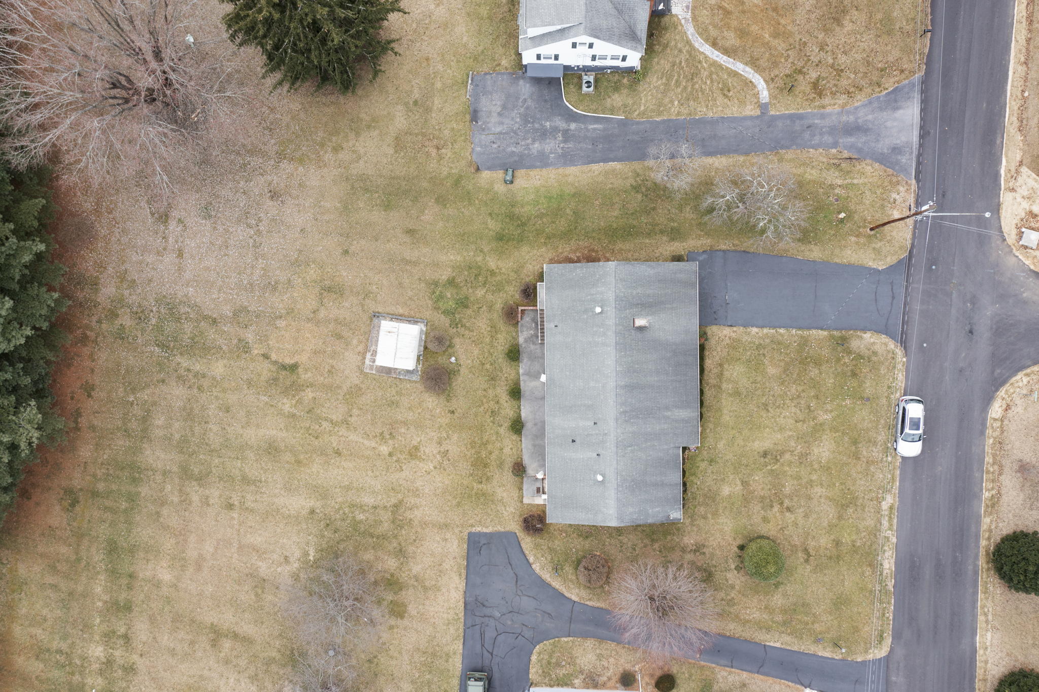 201 Crossway Road Bristol, VA 24201 - Photo 33 of 35 33-web-or-mls-DJI_0364